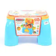 Set sa alatima u prenosivoj stolici