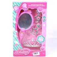 Set sa ogledalcem i naušnicama